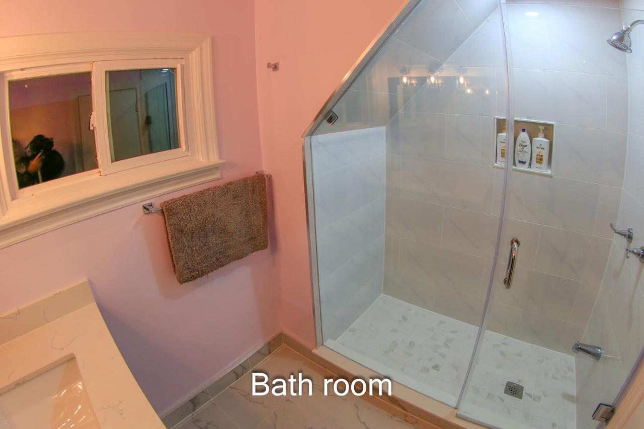 Comfort Home โตรอนโต ภายนอก รูปภาพ